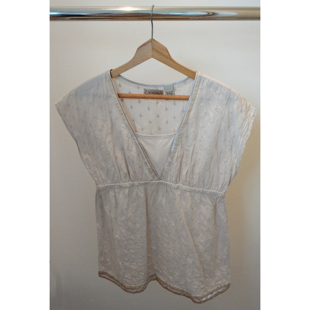 Textured cotton top w satin/velvet ribbon trim